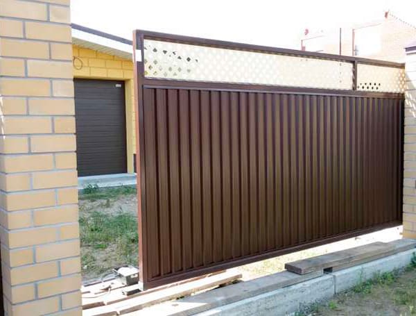 Эстетика и Надежность: Ворота Grand Line для Вашего Дома в Ялте от 37598 руб